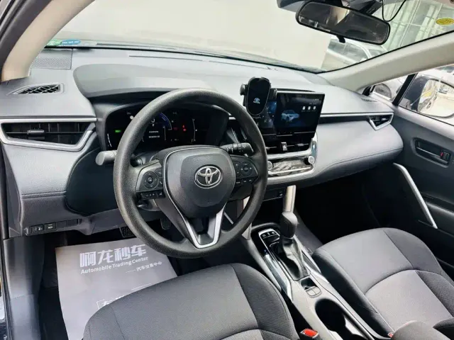Toyota Frontlander — Фото автомобиля 9