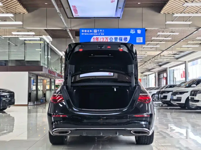Mercedes-Benz S-Class — Фото автомобиля 16
