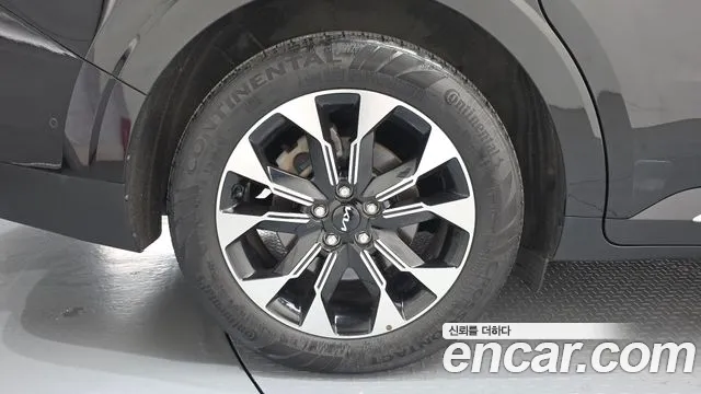 Kia Canival Carnival 4 поколение Бензин 7 мест Signature — Фото автомобиля 5
