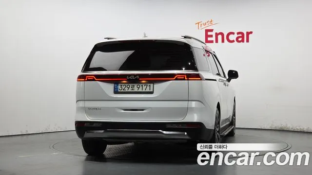 Kia Canival Carnival 4 поколение Бензин 9 мест Signature — Фото автомобиля 4