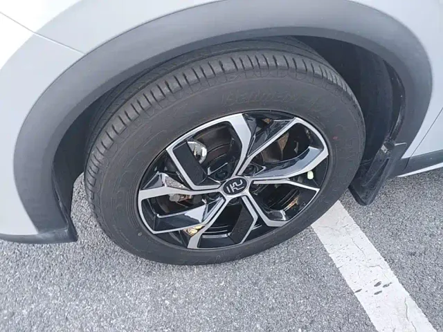 BYD Yuan PLUS — Фото автомобиля 22