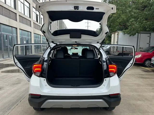 Toyota YARiS L Zhi Xuan — Фото автомобиля 13