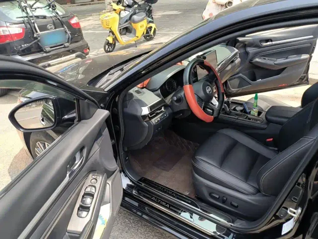 Nissan Teana — Фото автомобиля 12