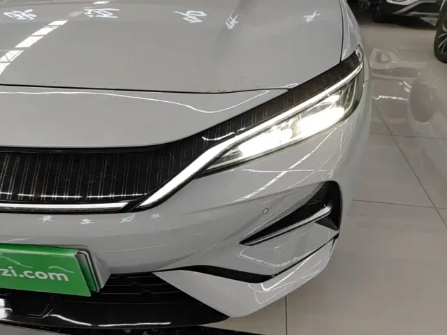 BYD Song L EV — Фото автомобиля 23