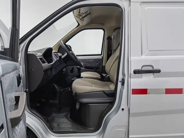 Wuling Rongguang S — Фото автомобиля 10