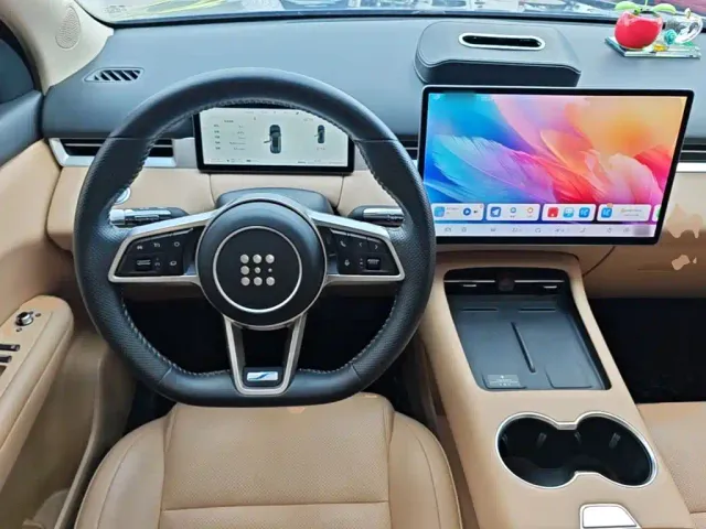 Landian E5 PLUS — Фото автомобиля 10