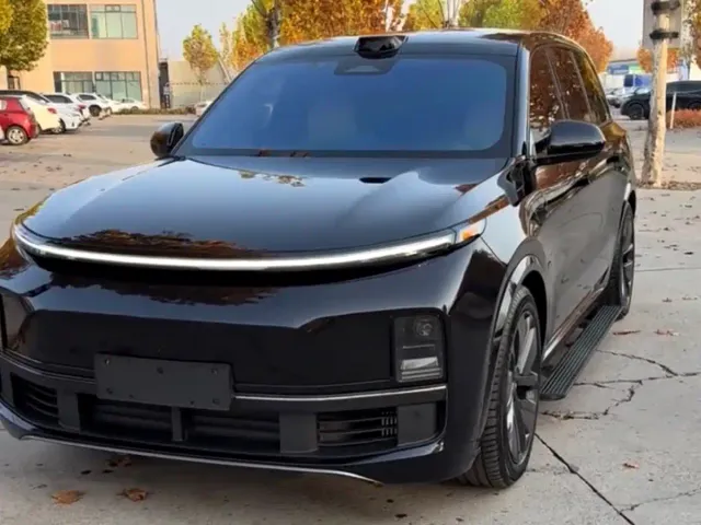 Фотография автомобиля — Li Auto L9