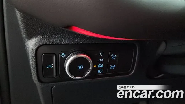 Ford Explorer — Фото автомобиля 24