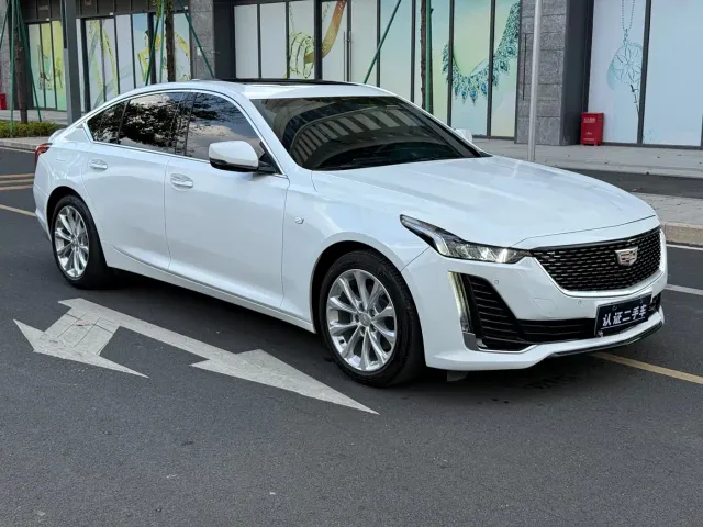 Cadillac CT5 — Фото автомобиля 3