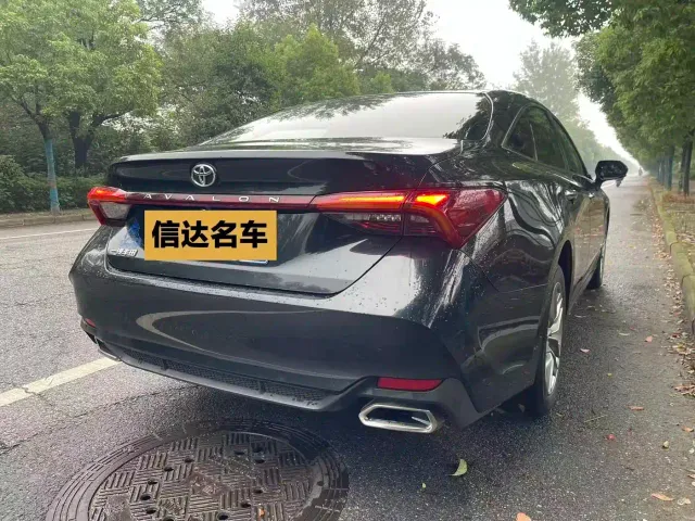 Toyota Avalon 2019 2.0L Luxury Edition (China VI) — Фото автомобиля 12