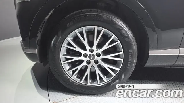 Genesis GV80 2.5T Бензин 2WD — Фото автомобиля 5