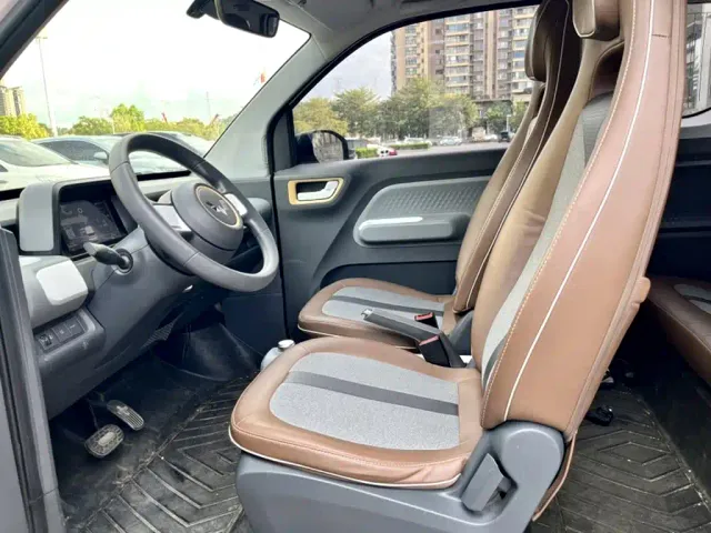 Wuling Hongguang Mini EV — Фото автомобиля 12