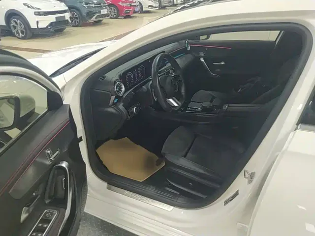 Mercedes-Benz A-Class — Фото автомобиля 15
