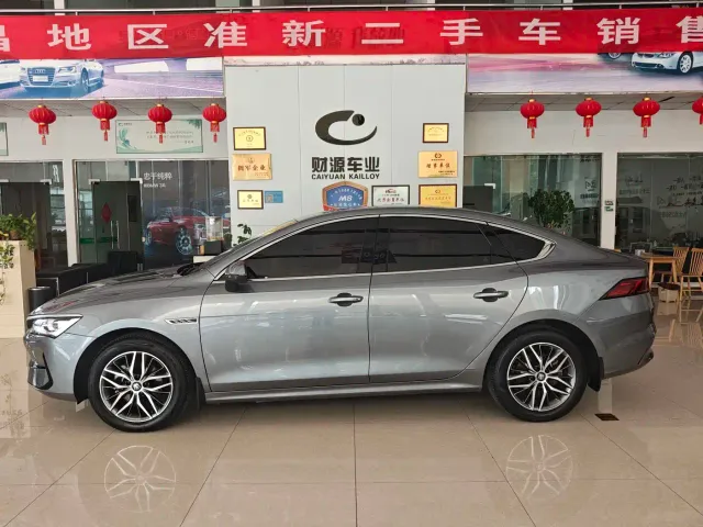 BYD Qin PLUS — Фото автомобиля 3