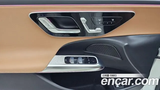 Mercedes-Benz E-Class W214 — Фото автомобиля 15