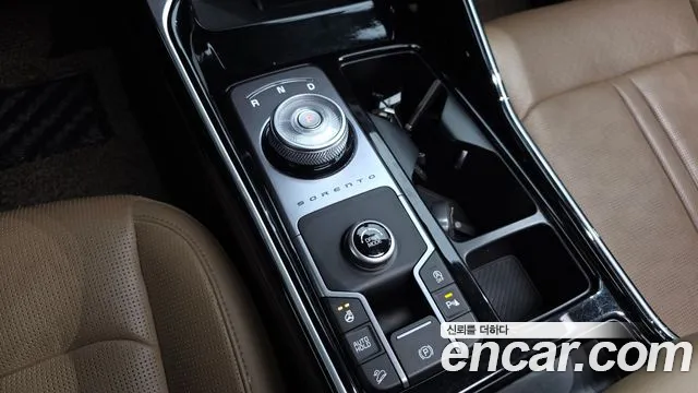 Kia Sorento — Фото автомобиля 9