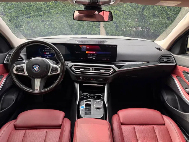 BMW i3 — Фото автомобиля 12