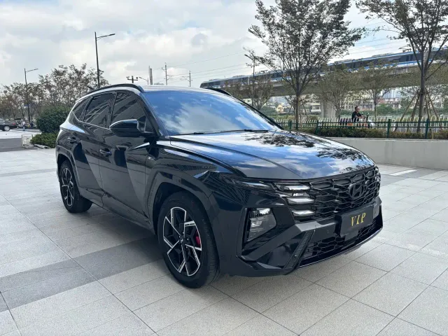 Hyundai Tucson — Фото автомобиля 3