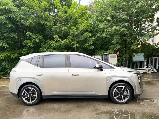 GAC Aion Y — Фото автомобиля 16