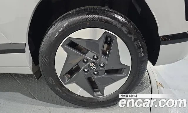 Hyundai Kona SX2 — Фото автомобиля 6