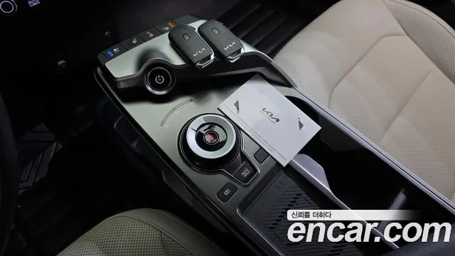 Kia EV6 — Фото автомобиля 9