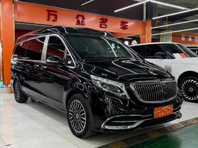 Mercedes-Benz V-Class — Фото автомобиля 3