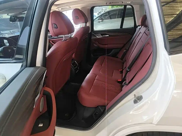 BMW X3 — Фото автомобиля 16