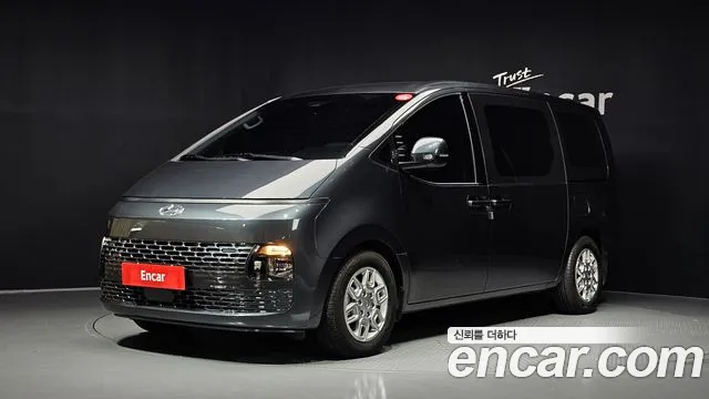 Фотография автомобиля — Hyundai Staria