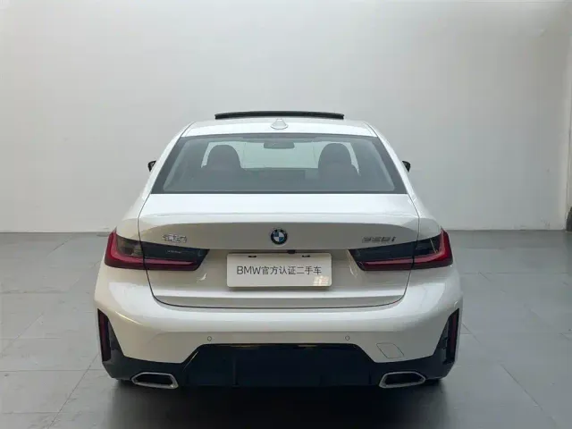 BMW 3 Series — Фото автомобиля 5