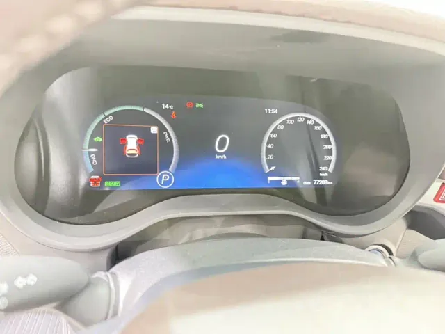 Toyota Sienna — Фото автомобиля 5
