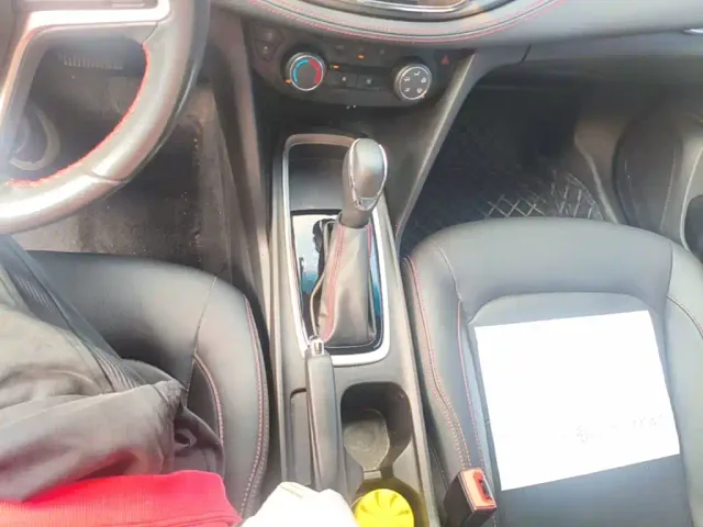 Chevrolet Monza — Фото автомобиля 13