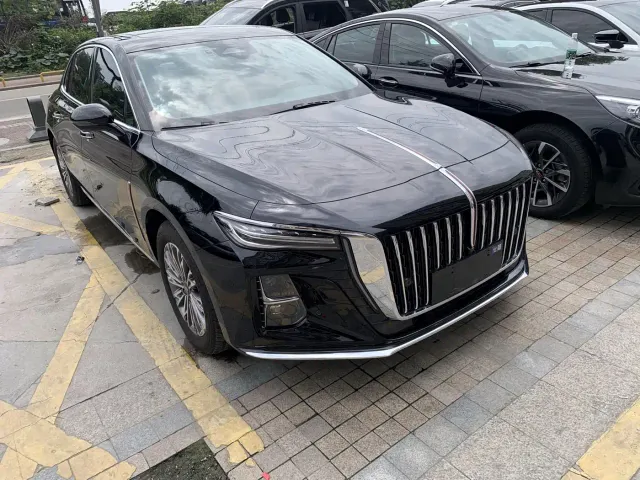 Hongqi H5 — Фото автомобиля 3