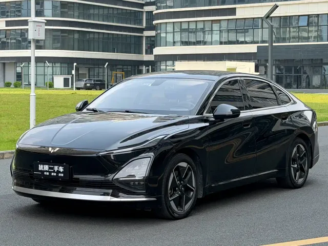 Wuling Starlight — Фото автомобиля 3