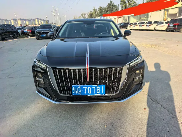 Hongqi H5 — Фото автомобиля 2