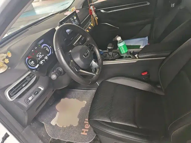 Geely Emgrand — Фото автомобиля 7
