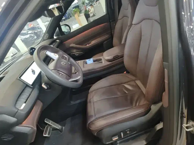 NIO NIO EC7 2023 75kWh — Фото автомобиля 14