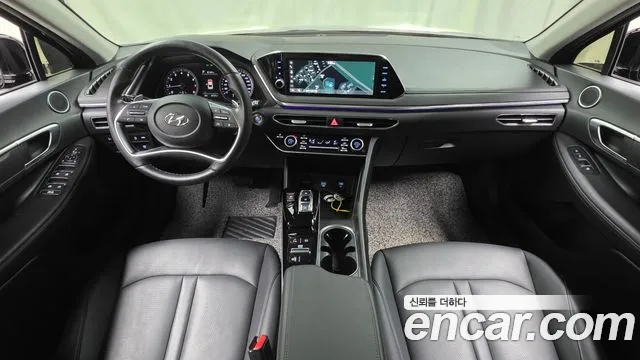 Hyundai Sonata — Фото автомобиля 10