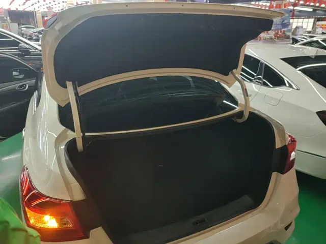 Nissan Sylphy — Фото автомобиля 18
