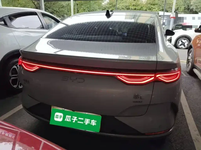BYD Qin L — Фото автомобиля 5