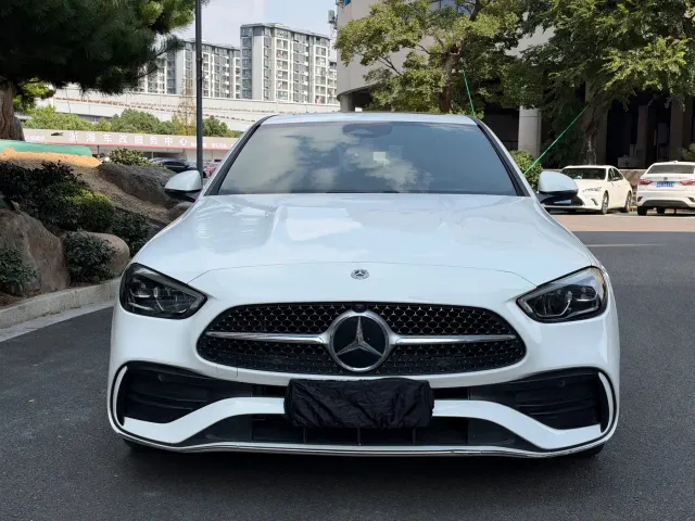 Mercedes-Benz C-Class — Фото автомобиля 2