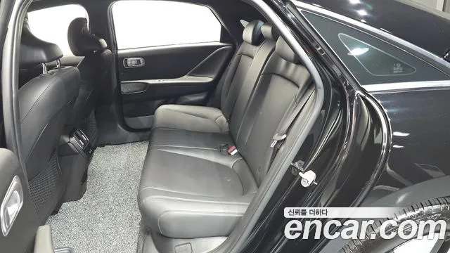 Hyundai Ioniq 6 — Фото автомобиля 11