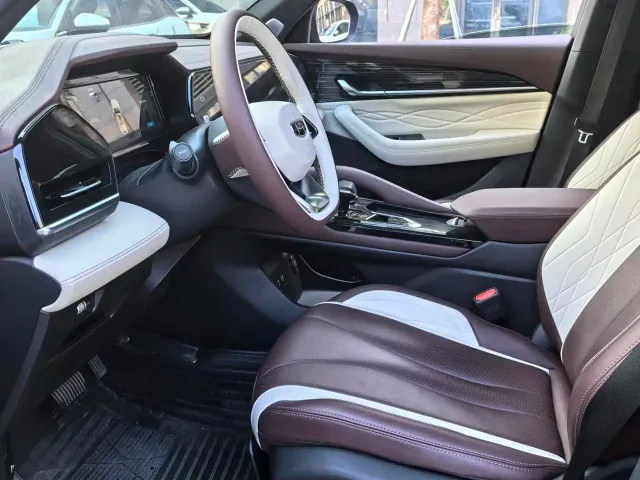 Geely Xingyue L — Фото автомобиля 9
