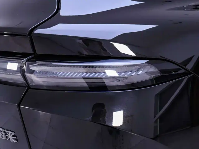 Nio EC6 — Фото автомобиля 9