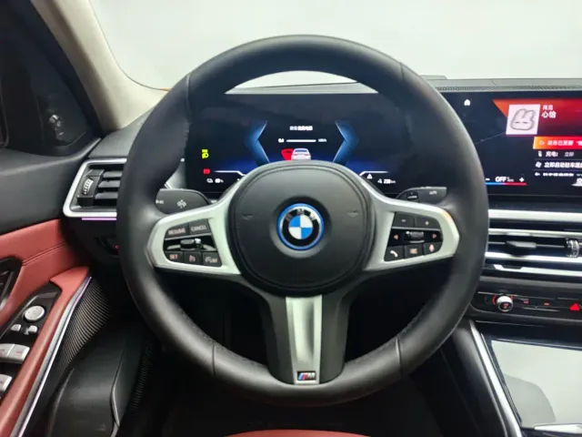 BMW i3 — Фото автомобиля 10
