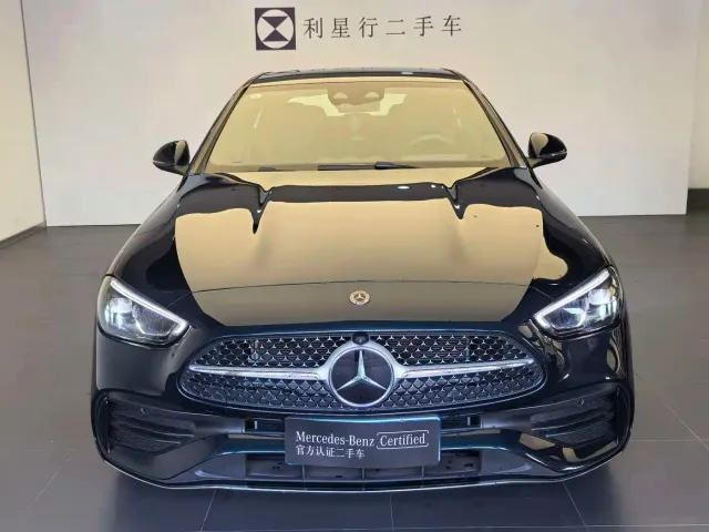 Mercedes-Benz C-Class — Фото автомобиля 3