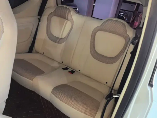 Wuling Hongguang Mini EV — Фото автомобиля 16