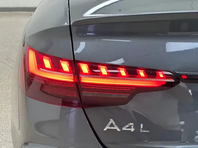 Audi Audi A4L 2022 45 TFSI quattro Premium Dynamic — Фото автомобиля 11