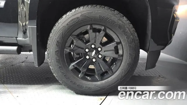 Chevrolet Colorado — Фото автомобиля 21