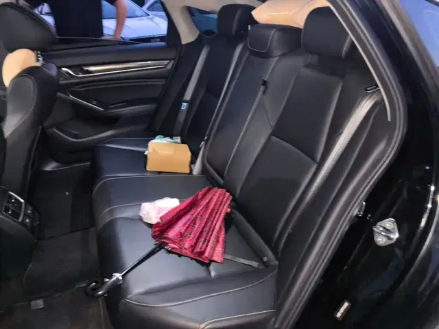 Honda Accord — Фото автомобиля 13