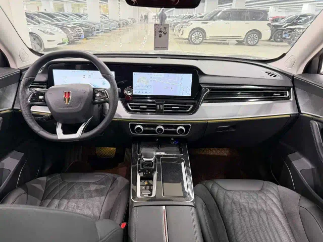 Hongqi HS5 — Фото автомобиля 5